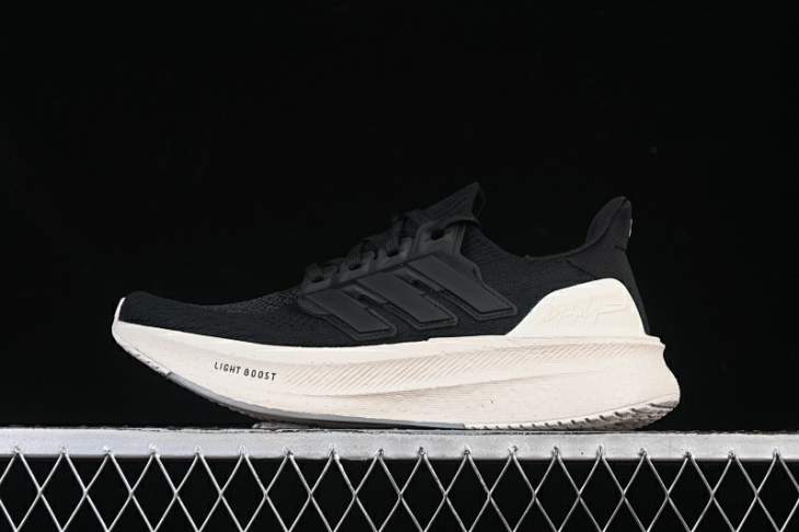 Picture of Adidas Ultraboost _SKUfw21617938878493890fw